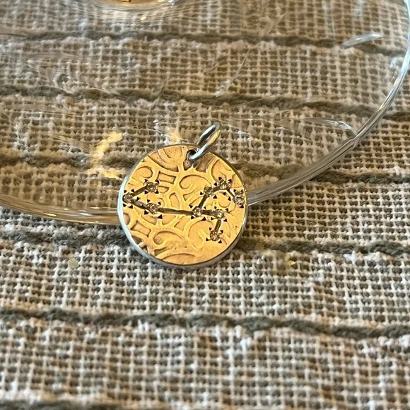 Page Sargisson LEO star diamond constellation zodiac sign Charm Sterling - Picture 7 of 8